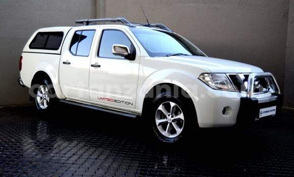 Buy Used Nissan Navara White Car in Dar es Salaam in Dar es Salaam