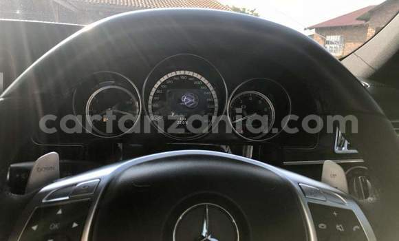 Nunua Ilio tumika Mercedes‒Benz E-klasse AMG Fedha Gari ndani ya Dar es Salaam nchini Dar es Salaam Nunua Ilio tumika Mercedes‒Benz E-klasse AMG Fedha Gari ndani ya Dar es Salaam nchini Dar es Salaam
