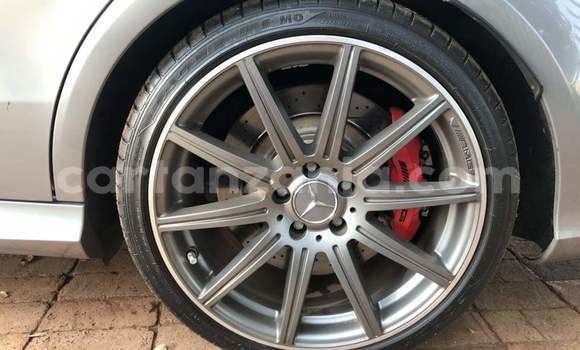 Nunua Ilio tumika Mercedes‒Benz E-klasse AMG Fedha Gari ndani ya Dar es Salaam nchini Dar es Salaam Nunua Ilio tumika Mercedes‒Benz E-klasse AMG Fedha Gari ndani ya Dar es Salaam nchini Dar es Salaam