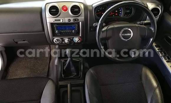 Nunua Ilio tumika Isuzu KB Nyeupe Gari ndani ya Dar es Salaam nchini Dar es Salaam Nunua Ilio tumika Isuzu KB Nyeupe Gari ndani ya Dar es Salaam nchini Dar es Salaam
