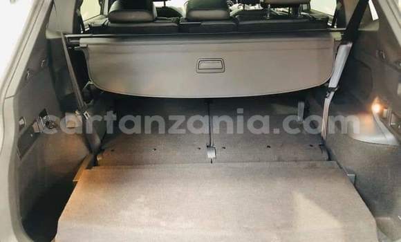 Nunua Ilio tumika Volkswagen Tiguan Nyeupe Gari ndani ya Dar es Salaam nchini Dar es Salaam Nunua Ilio tumika Volkswagen Tiguan Nyeupe Gari ndani ya Dar es Salaam nchini Dar es Salaam