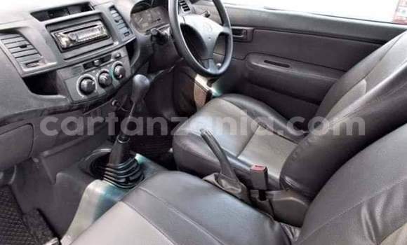 Nunua Ilio tumika Toyota Hilux Fedha Gari ndani ya Dar es Salaam nchini Dar es Salaam Nunua Ilio tumika Toyota Hilux Fedha Gari ndani ya Dar es Salaam nchini Dar es Salaam