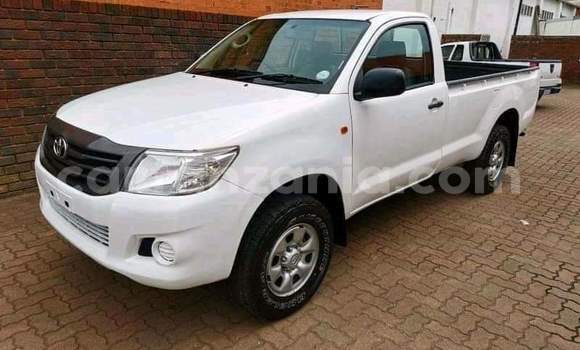 Buy Used Toyota Hilux White Car in Dar es Salaam in Dar es Salaam