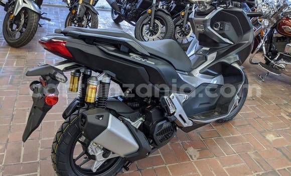 Nunua Mpya Honda X-ADV Nyingine Bike ndani ya Bagamoyo nchini Pwani Nunua Mpya Honda X-ADV Nyingine Bike ndani ya Bagamoyo nchini Pwani