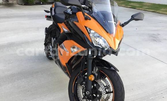 Nunua Ilio tumika Kawasaki Ninja Nyeusi Bike ndani ya Bukene nchini Tabora Nunua Ilio tumika Kawasaki Ninja Nyeusi Bike ndani ya Bukene nchini Tabora