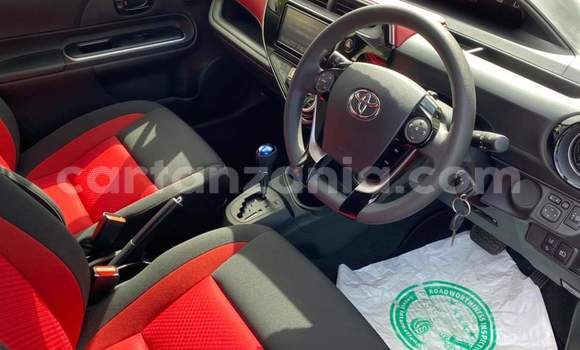 Nunua Ilio tumika Toyota Aqua Nyekundu Gari ndani ya Dar es Salaam nchini Dar es Salaam Nunua Ilio tumika Toyota Aqua Nyekundu Gari ndani ya Dar es Salaam nchini Dar es Salaam