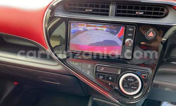 Nunua Ilio tumika Toyota Aqua Nyekundu Gari ndani ya Dar es Salaam nchini Dar es Salaam Nunua Ilio tumika Toyota Aqua Nyekundu Gari ndani ya Dar es Salaam nchini Dar es Salaam