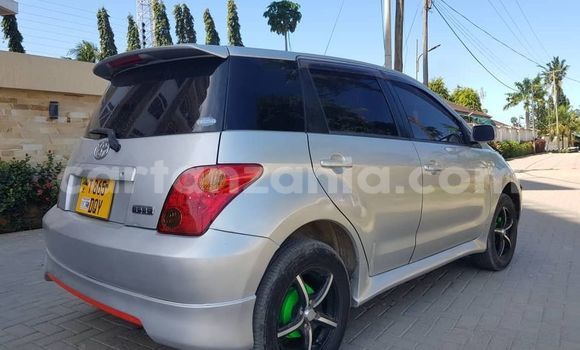 Buy Used Toyota IST Silver Car in Dar es Salaam in Dar es Salaam Buy Used Toyota IST Silver Car in Dar es Salaam in Dar es Salaam