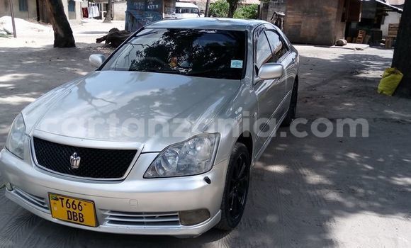 Buy Used Toyota Crown Silver Car in Dar es Salaam in Dar es Salaam Buy Used Toyota Crown Silver Car in Dar es Salaam in Dar es Salaam