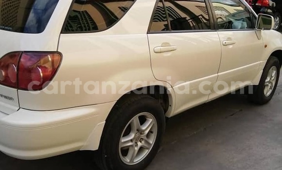 Buy Used Toyota Harrier White Car in Dar es Salaam in Dar es Salaam Buy Used Toyota Harrier White Car in Dar es Salaam in Dar es Salaam