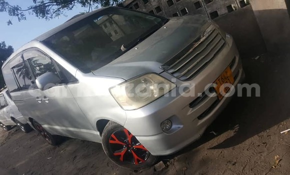 Buy Used Toyota Noah Silver Car in Dar es Salaam in Dar es Salaam Buy Used Toyota Noah Silver Car in Dar es Salaam in Dar es Salaam