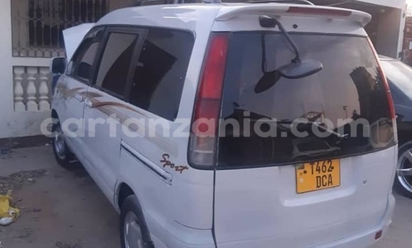 Buy Used Toyota Noah White Car in Dar es Salaam in Dar es Salaam Buy Used Toyota Noah White Car in Dar es Salaam in Dar es Salaam