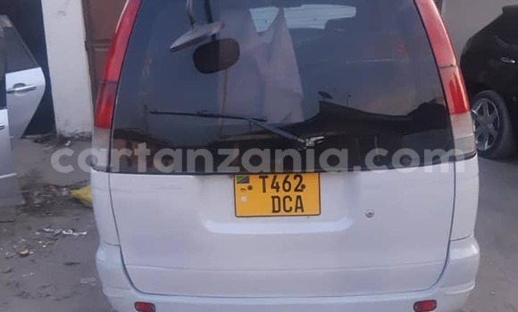 Buy Used Toyota Noah White Car in Dar es Salaam in Dar es Salaam Buy Used Toyota Noah White Car in Dar es Salaam in Dar es Salaam