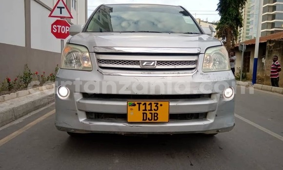 Buy Used Toyota Noah Silver Car in Dar es Salaam in Dar es Salaam