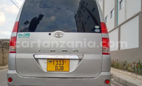 Buy Used Toyota Noah Silver Car in Dar es Salaam in Dar es Salaam Buy Used Toyota Noah Silver Car in Dar es Salaam in Dar es Salaam