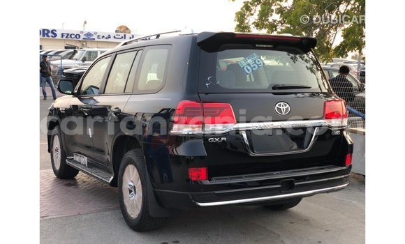 Nunua Imported Toyota Land Cruiser Nyeusi Gari ndani ya Import - Dubai nchini Arusha Nunua Imported Toyota Land Cruiser Nyeusi Gari ndani ya Import - Dubai nchini Arusha