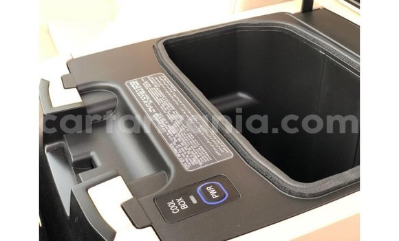 Nunua Imported Toyota Land Cruiser Nyeusi Gari ndani ya Import - Dubai nchini Arusha Nunua Imported Toyota Land Cruiser Nyeusi Gari ndani ya Import - Dubai nchini Arusha