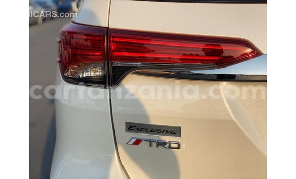 Buy Import Toyota Fortuner White Car in Import - Dubai in Arusha Buy Import Toyota Fortuner White Car in Import - Dubai in Arusha