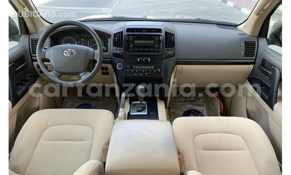 Buy Import Toyota Land Cruiser Other Car in Import - Dubai in Arusha Buy Import Toyota Land Cruiser Other Car in Import - Dubai in Arusha