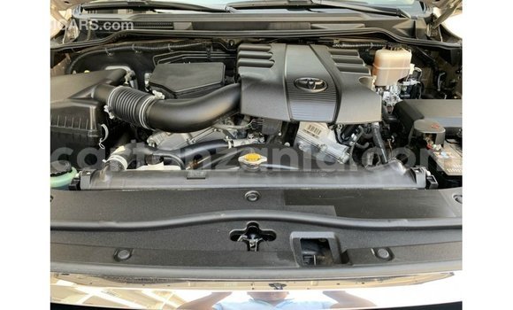 Buy Import Toyota Land Cruiser Other Car in Import - Dubai in Arusha Buy Import Toyota Land Cruiser Other Car in Import - Dubai in Arusha
