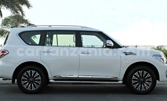 Nunua Imported Nissan Patrol Nyeupe Gari ndani ya Import - Dubai nchini Arusha Nunua Imported Nissan Patrol Nyeupe Gari ndani ya Import - Dubai nchini Arusha