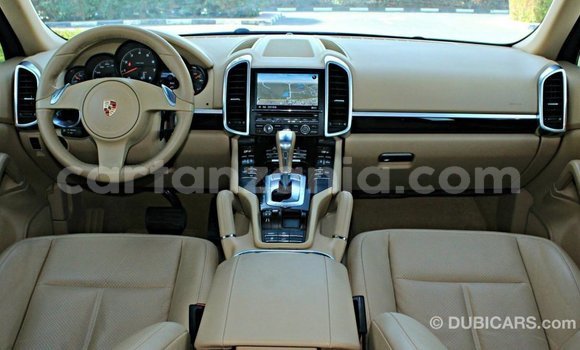 Buy Import Porsche Cayenne Brown Car in Import - Dubai in Arusha Buy Import Porsche Cayenne Brown Car in Import - Dubai in Arusha