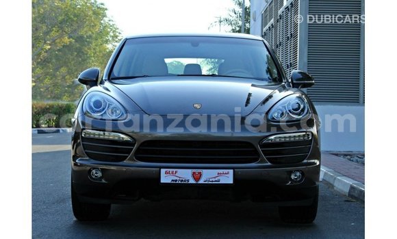Buy Import Porsche Cayenne Brown Car in Import - Dubai in Arusha Buy Import Porsche Cayenne Brown Car in Import - Dubai in Arusha