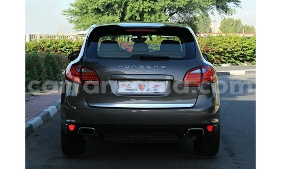 Buy Import Porsche Cayenne Brown Car in Import - Dubai in Arusha Buy Import Porsche Cayenne Brown Car in Import - Dubai in Arusha