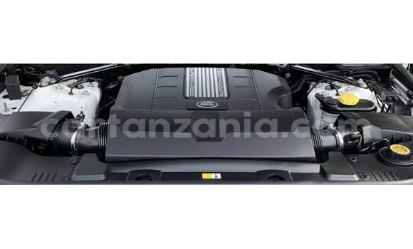 Buy Import Land Rover Range Rover White Car in Import - Dubai in Arusha Buy Import Land Rover Range Rover White Car in Import - Dubai in Arusha