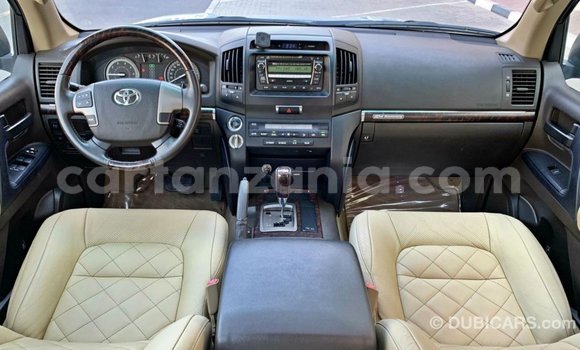 Buy Import Toyota Land Cruiser Blue Car in Import - Dubai in Arusha Buy Import Toyota Land Cruiser Blue Car in Import - Dubai in Arusha