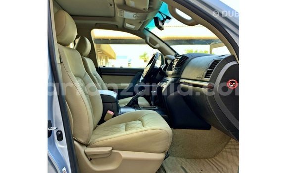 Buy Import Toyota Land Cruiser Blue Car in Import - Dubai in Arusha Buy Import Toyota Land Cruiser Blue Car in Import - Dubai in Arusha