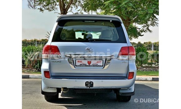 Buy Import Toyota Land Cruiser Blue Car in Import - Dubai in Arusha Buy Import Toyota Land Cruiser Blue Car in Import - Dubai in Arusha