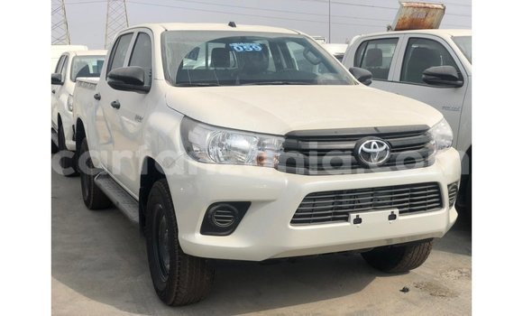 Buy Import Toyota Hilux White Car in Import - Dubai in Arusha