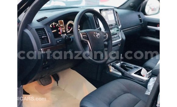 Buy Import Toyota Land Cruiser Black Car in Import - Dubai in Arusha Buy Import Toyota Land Cruiser Black Car in Import - Dubai in Arusha