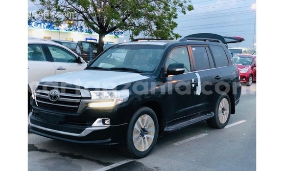 Buy Import Toyota Land Cruiser Black Car in Import - Dubai in Arusha Buy Import Toyota Land Cruiser Black Car in Import - Dubai in Arusha