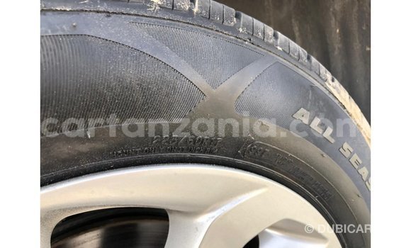 Buy Import Hyundai Tucson Red Car in Import - Dubai in Arusha Buy Import Hyundai Tucson Red Car in Import - Dubai in Arusha