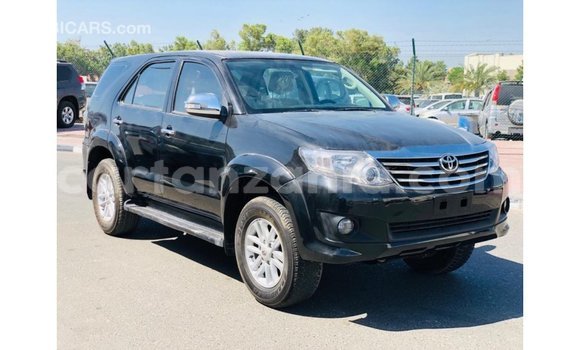 Buy Import Toyota Fortuner Black Car in Import - Dubai in Arusha Buy Import Toyota Fortuner Black Car in Import - Dubai in Arusha