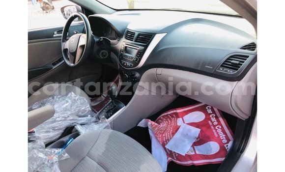 Nunua Imported Hyundai Accent Nyingine Gari ndani ya Import - Dubai nchini Arusha Nunua Imported Hyundai Accent Nyingine Gari ndani ya Import - Dubai nchini Arusha