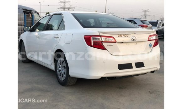 Buy Import Toyota Camry White Car in Import - Dubai in Arusha Buy Import Toyota Camry White Car in Import - Dubai in Arusha