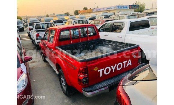 Nunua Imported Toyota Hilux Nyekundu Gari ndani ya Import - Dubai nchini Arusha Nunua Imported Toyota Hilux Nyekundu Gari ndani ya Import - Dubai nchini Arusha