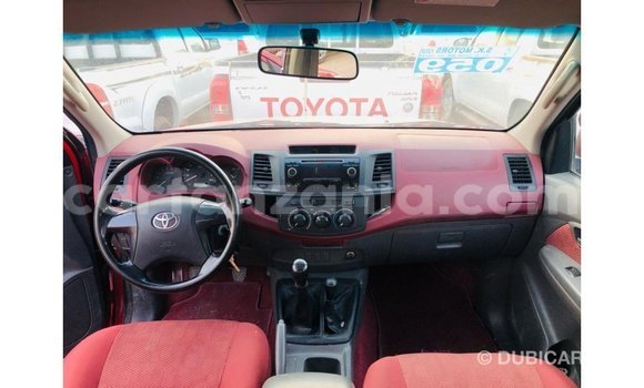 Nunua Imported Toyota Hilux Nyekundu Gari ndani ya Import - Dubai nchini Arusha Nunua Imported Toyota Hilux Nyekundu Gari ndani ya Import - Dubai nchini Arusha