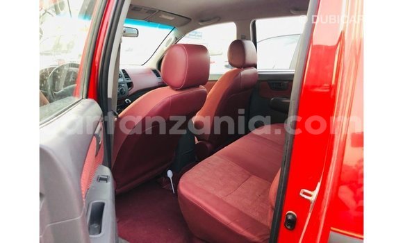 Nunua Imported Toyota Hilux Nyekundu Gari ndani ya Import - Dubai nchini Arusha Nunua Imported Toyota Hilux Nyekundu Gari ndani ya Import - Dubai nchini Arusha