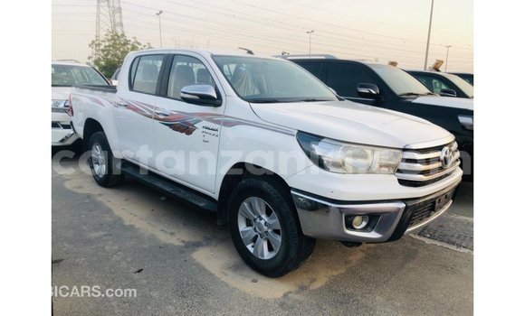 Buy Import Toyota Hilux White Car in Import - Dubai in Arusha Buy Import Toyota Hilux White Car in Import - Dubai in Arusha