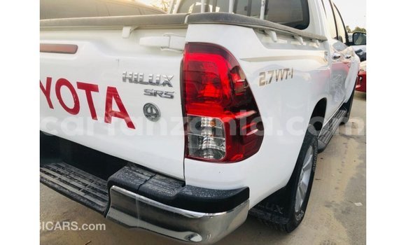 Buy Import Toyota Hilux White Car in Import - Dubai in Arusha Buy Import Toyota Hilux White Car in Import - Dubai in Arusha