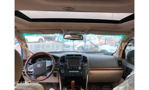 Nunua Imported Toyota Land Cruiser Nyeusi Gari ndani ya Import - Dubai nchini Arusha Nunua Imported Toyota Land Cruiser Nyeusi Gari ndani ya Import - Dubai nchini Arusha