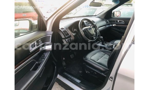 Nunua Imported Ford Explorer Nyingine Gari ndani ya Import - Dubai nchini Arusha Nunua Imported Ford Explorer Nyingine Gari ndani ya Import - Dubai nchini Arusha