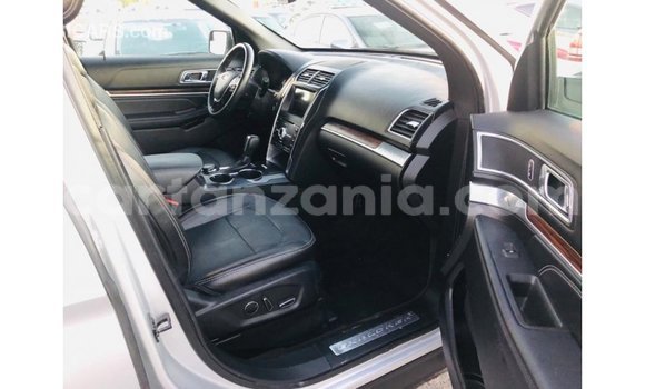 Nunua Imported Ford Explorer Nyingine Gari ndani ya Import - Dubai nchini Arusha Nunua Imported Ford Explorer Nyingine Gari ndani ya Import - Dubai nchini Arusha