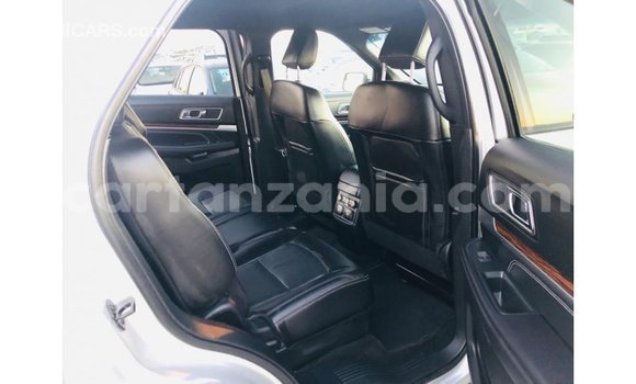 Nunua Imported Ford Explorer Nyingine Gari ndani ya Import - Dubai nchini Arusha Nunua Imported Ford Explorer Nyingine Gari ndani ya Import - Dubai nchini Arusha