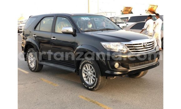 Buy Import Toyota Fortuner Black Car in Import - Dubai in Arusha Buy Import Toyota Fortuner Black Car in Import - Dubai in Arusha
