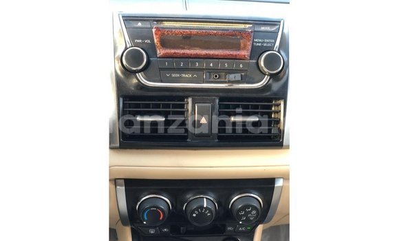 Nunua Imported Toyota Yaris Nyingine Gari ndani ya Import - Dubai nchini Arusha Nunua Imported Toyota Yaris Nyingine Gari ndani ya Import - Dubai nchini Arusha